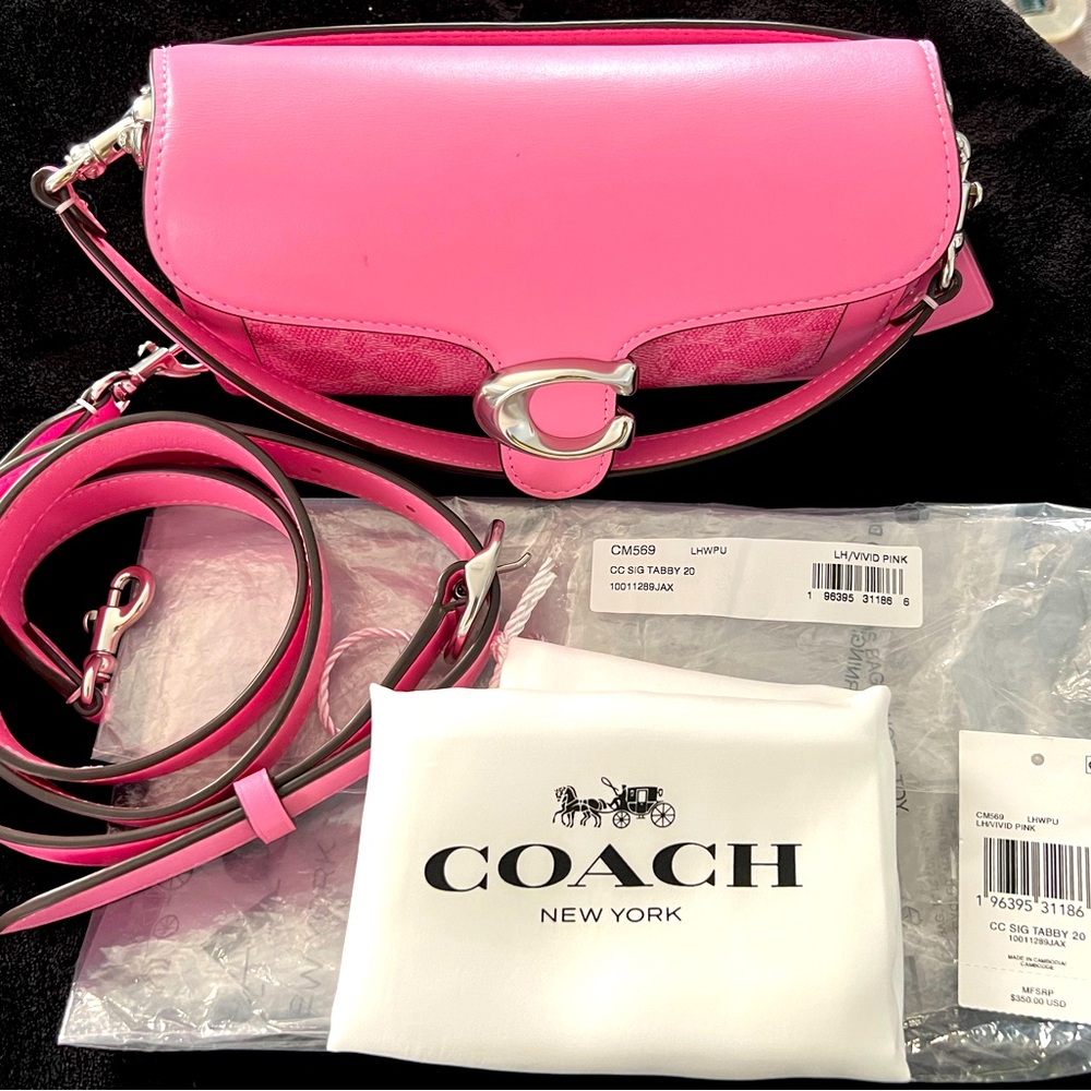 Coach Signature Tabby 20 (Vivid Pink)